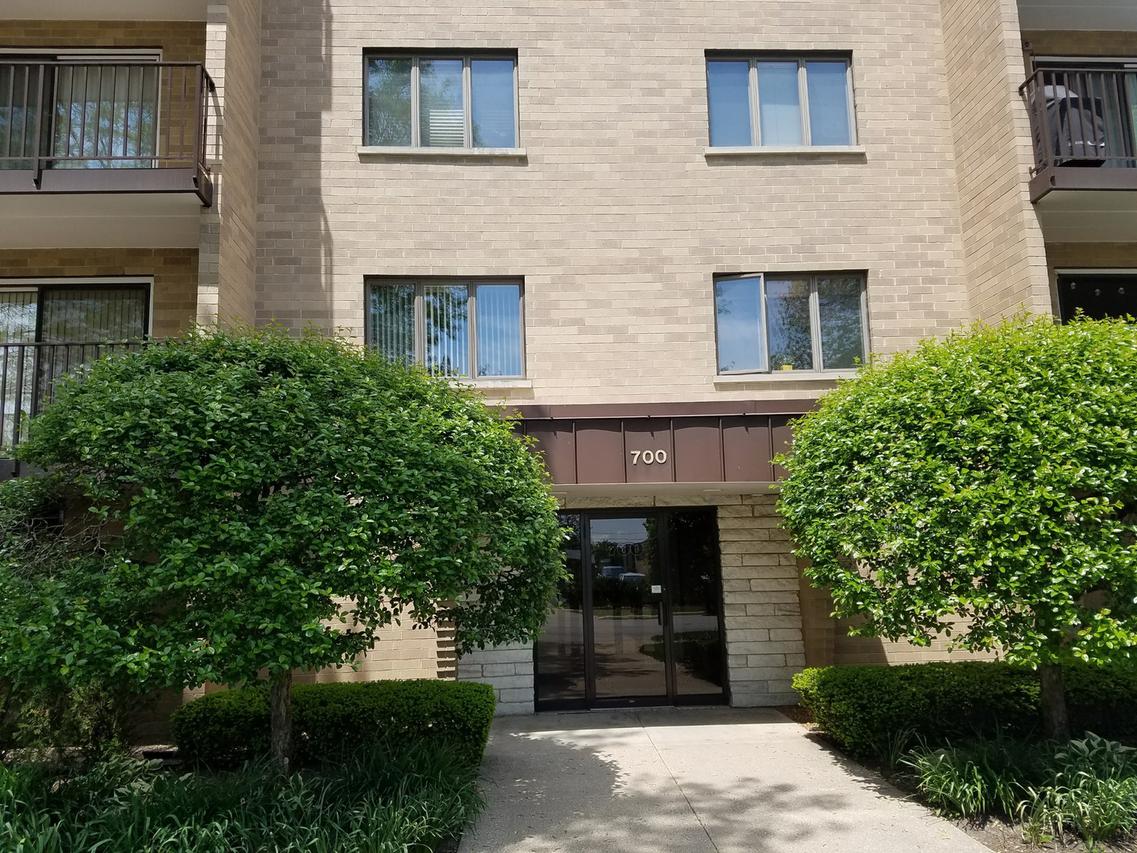 700 Graceland Ave. #601, Des Plaines, IL 60016