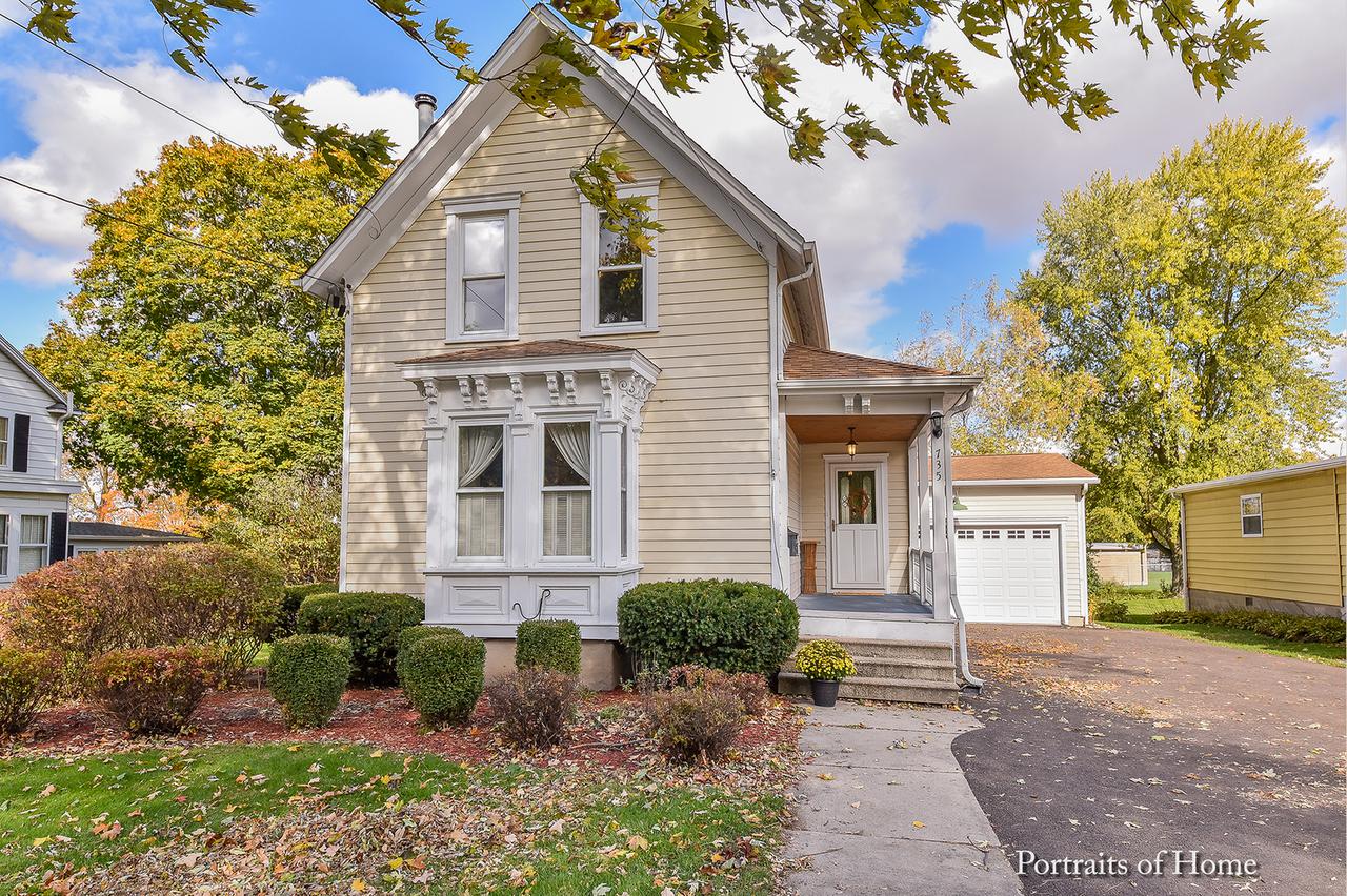 735 W State St., Sycamore, IL 60178
