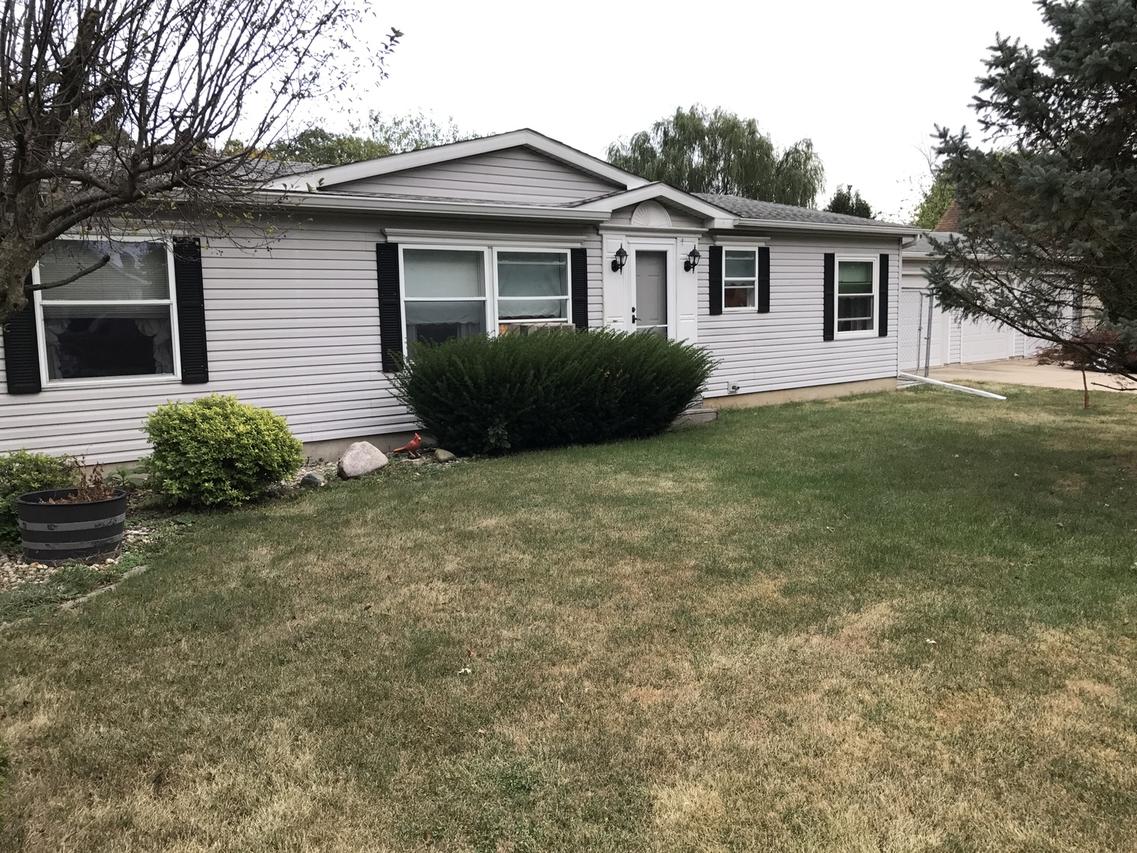 405 Center St., Seatonville, IL 61359