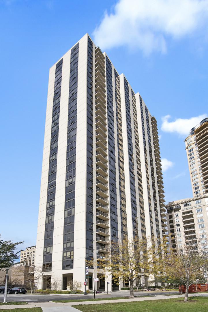 2500 N Lakeview Ave. #1103, Chicago, IL 60614