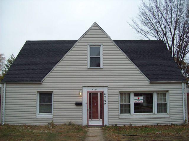 4200 W 99th Pl., Oak Lawn, IL 60453
