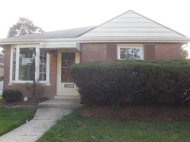 2508 S 19th Ave., Broadview, IL 60155
