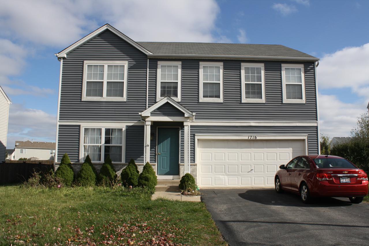 1716 Silver Ridge Dr., Plainfield, IL 60586