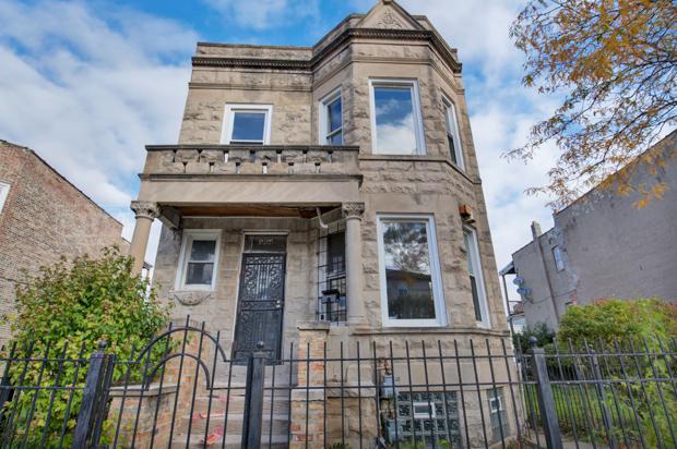 3640 W Polk St., Chicago, IL 60624