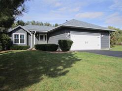 207 Picadilly Dr., Poplar Grove, IL 61065