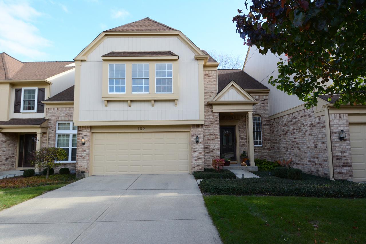 109 Versailles Ct., Bloomingdale, IL 60108
