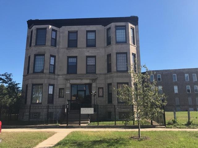 4949 S Prairie Ave. #2S, Chicago, IL 60615