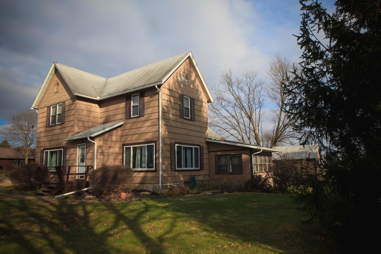 2527 S Union Rd., Polo, IL 61064