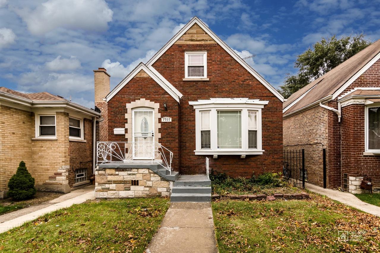 7937 S Artesian Ave., Chicago, IL 60652