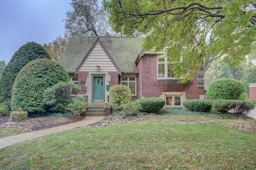 901 W Daniel St., Champaign, IL 61821