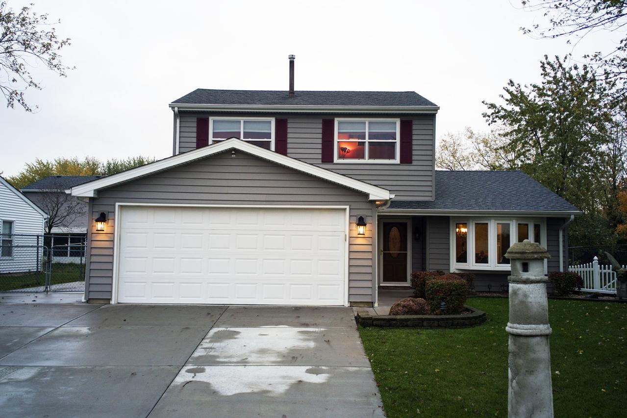 20823 Frankfort Square Rd., Frankfort, IL 60423