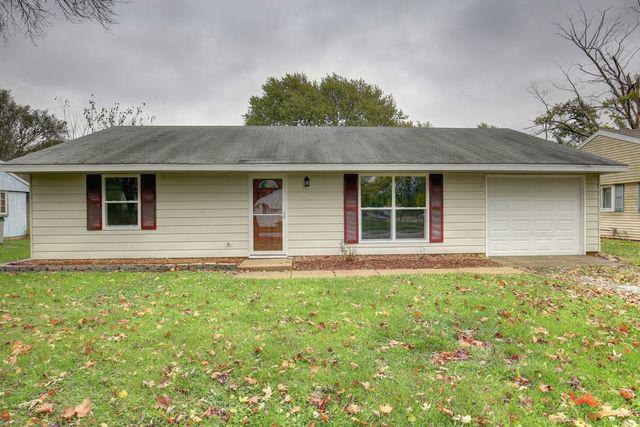 614 Dogwood Dr., Champaign, IL 61821