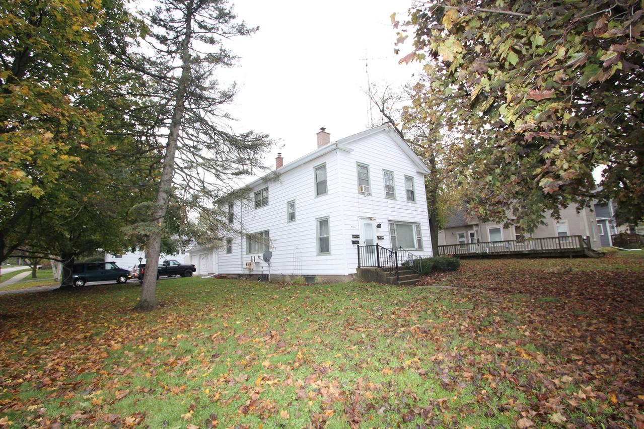 605 Washington St., Woodstock, IL 60098