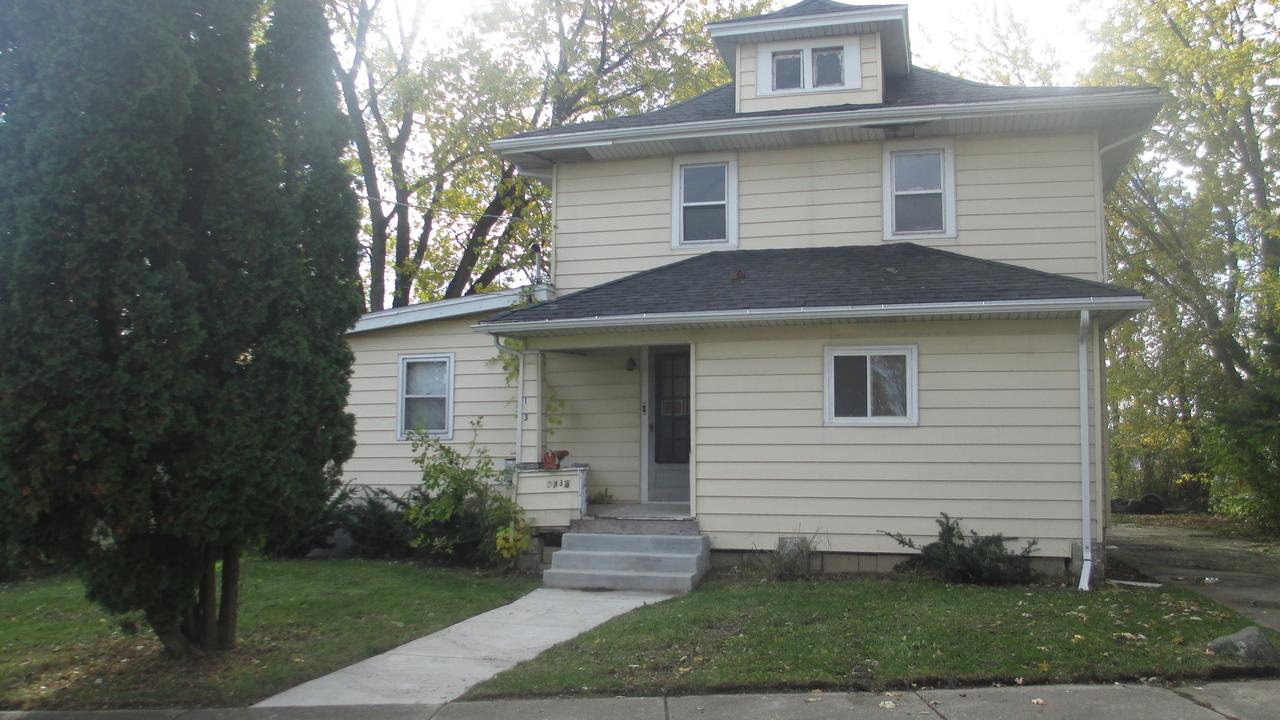 1335 Kane St., Aurora, IL 60505