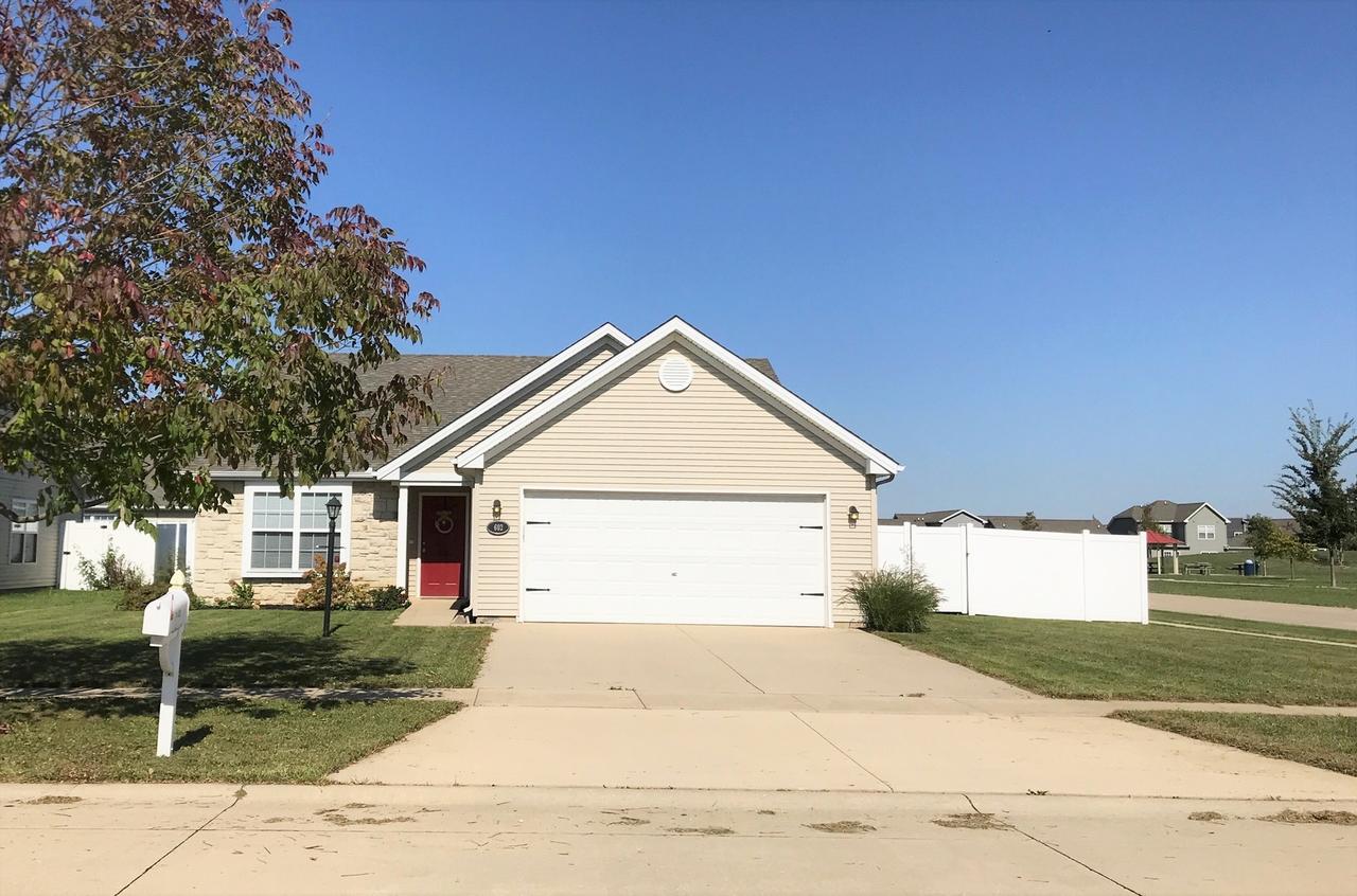 602 Bardeen Ln., Champaign, IL 61822