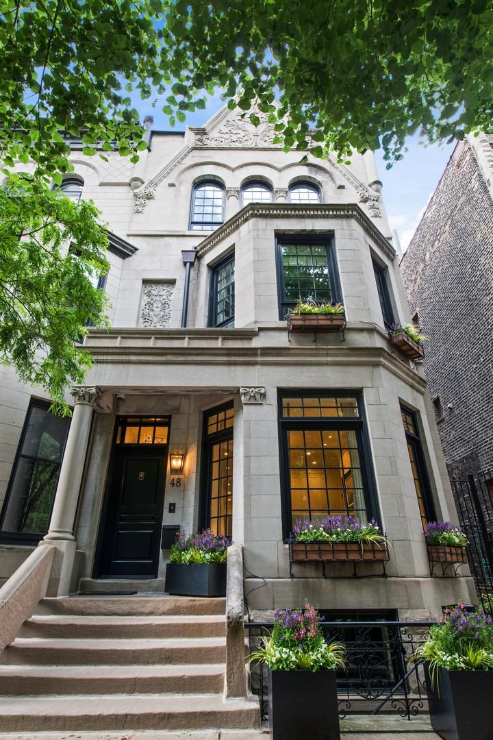 48 E Cedar St., Chicago, IL 60611