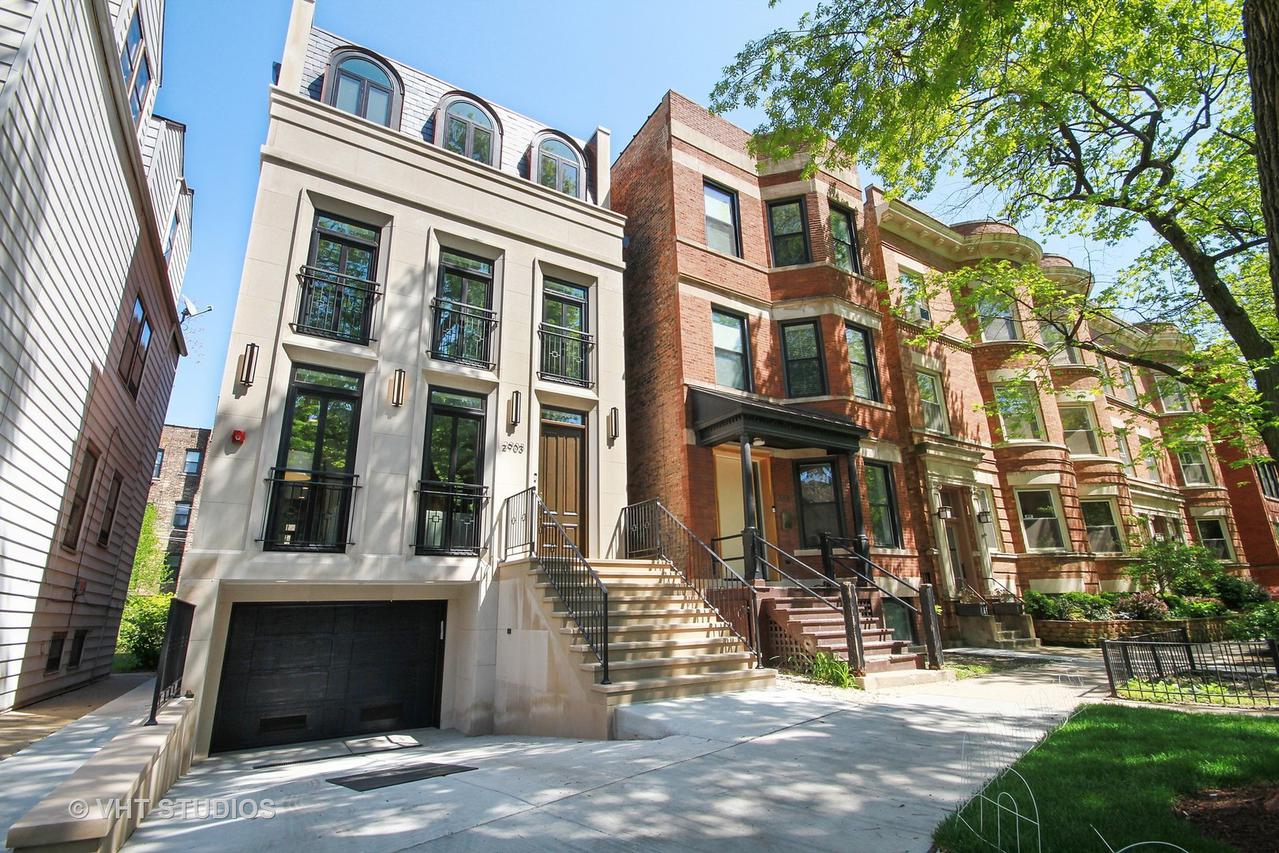 2903 N Burling St., Chicago, IL 60657