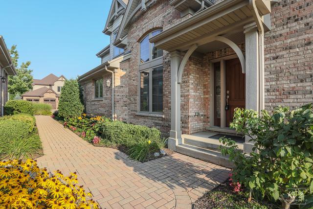 2008 Mackenzie Pl., Wheaton, IL 60187