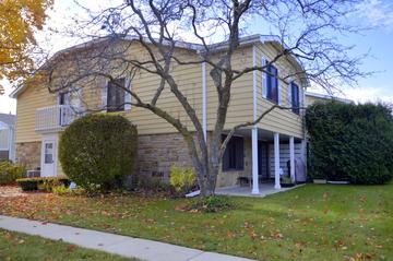 464 Tyler Ct., Vernon Hills, IL 60061