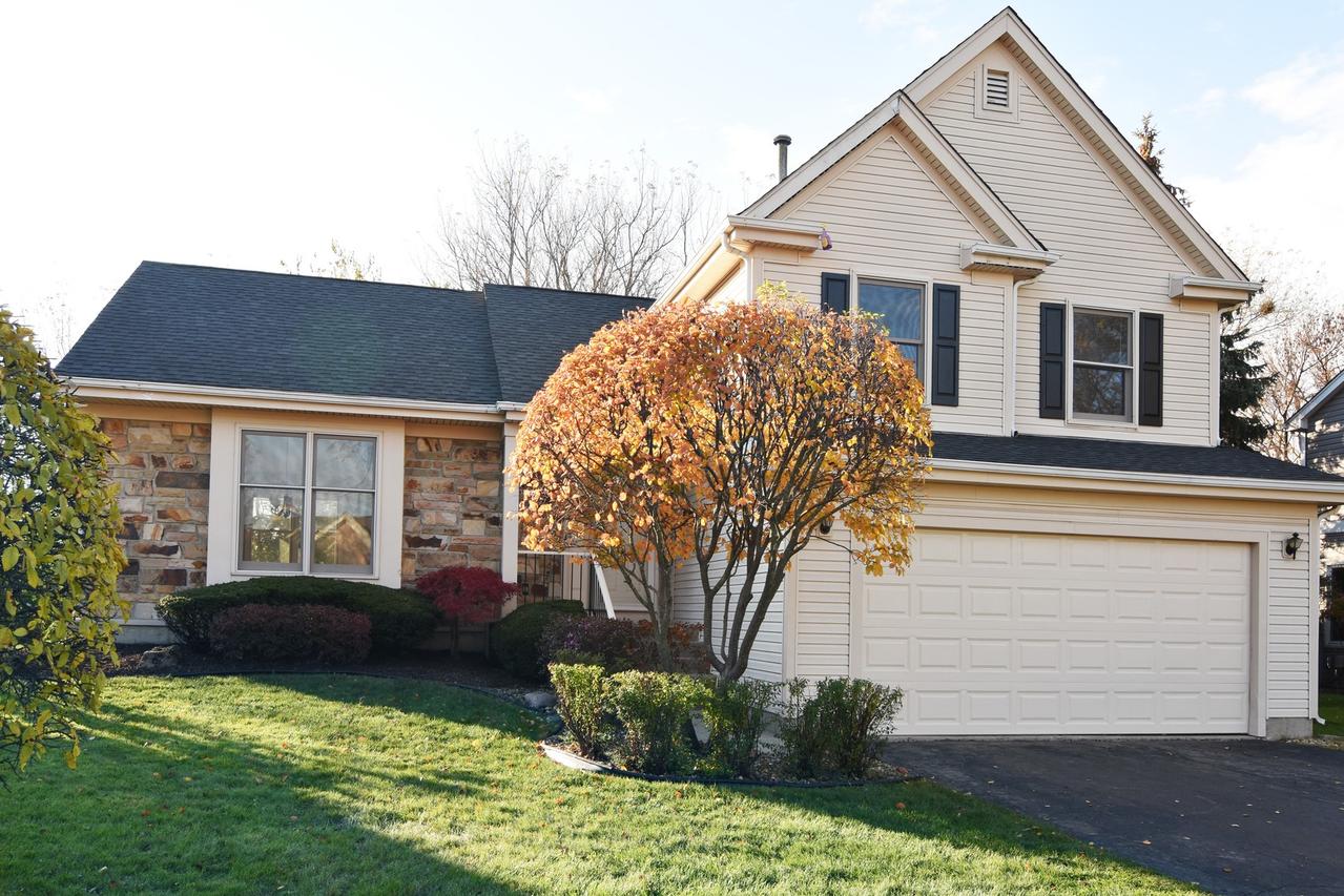 210 Stanton Dr., Buffalo Grove, IL 60089