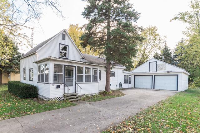 909 S 7th St., Dekalb, IL 60115