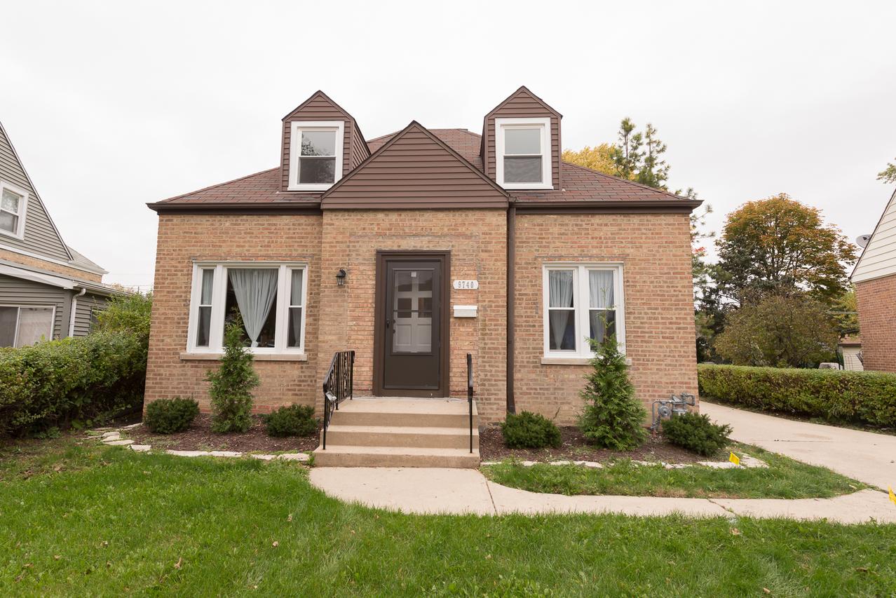 9740 Iona Ln., Franklin Park, IL 60131