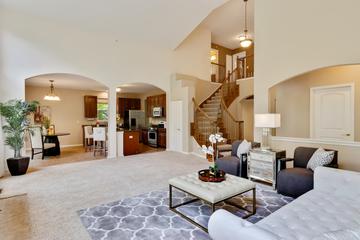 5644 Red Oak Dr., Hoffman Estates, IL 60192