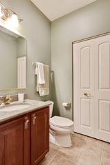 5644 Red Oak Dr., Hoffman Estates, IL 60192