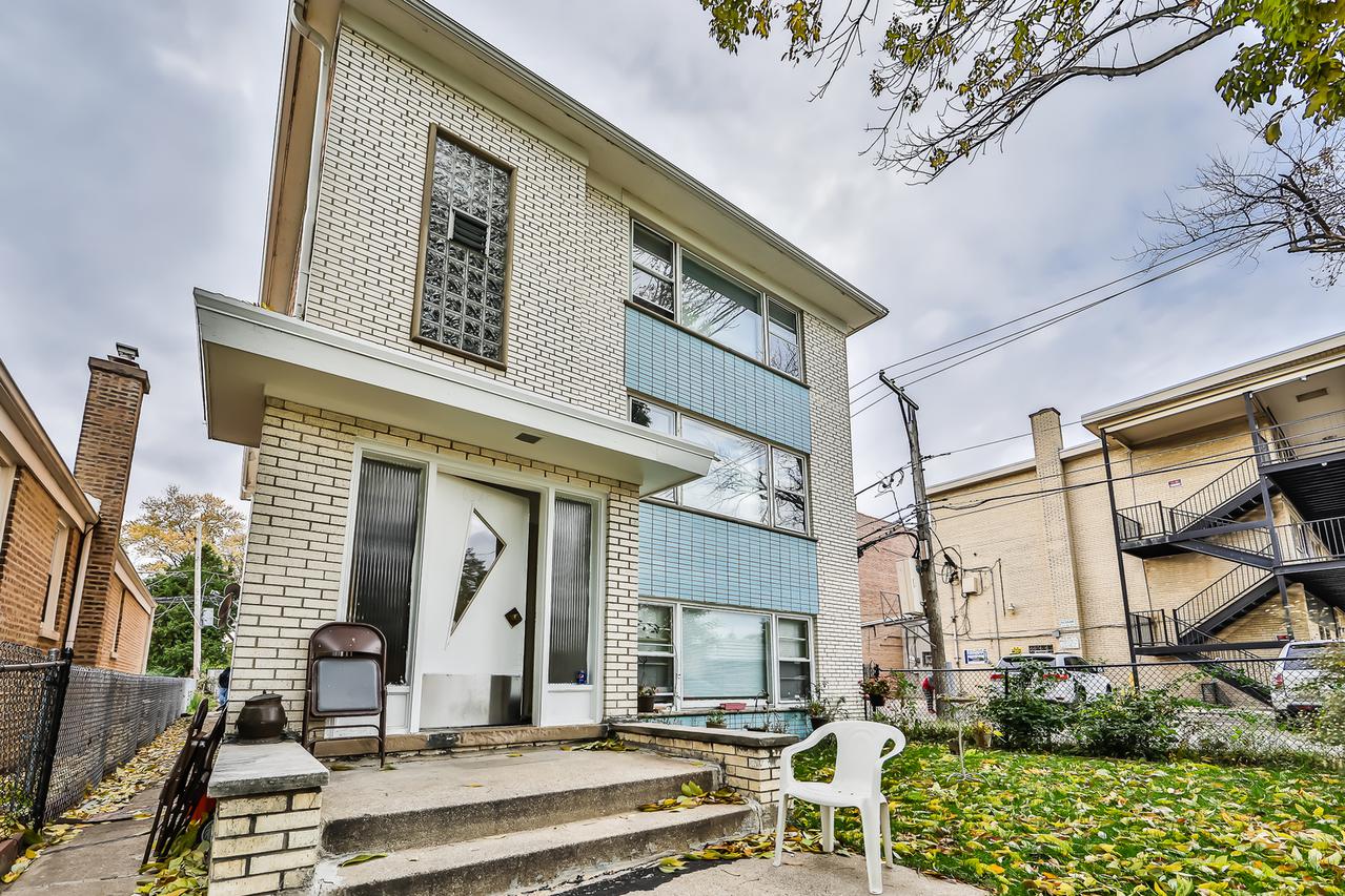 6340 N Albany Ave., Chicago, IL 60659