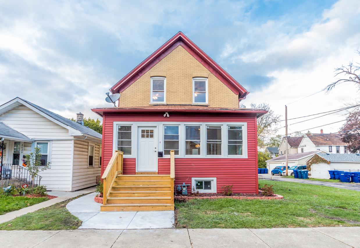2618 Orchard St., Blue Island, IL 60406