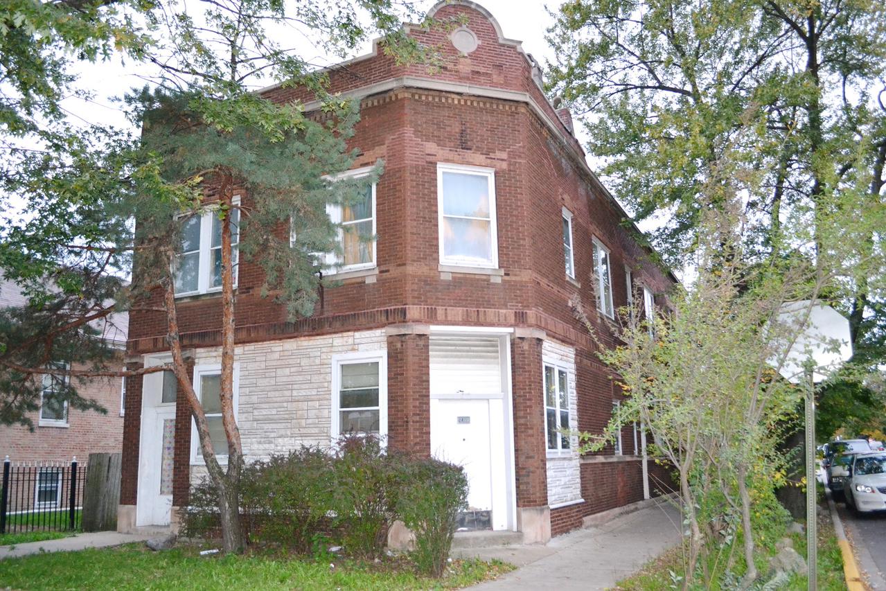 2400 S 57th Ave., Cicero, IL 60804