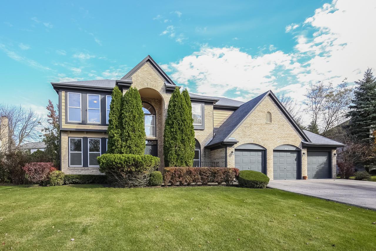 868 Saugatuck Tr., Vernon Hills, IL 60061