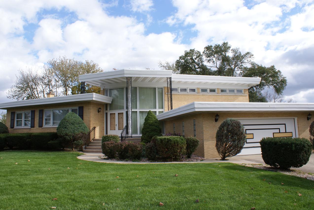 1259 Spruce Ave., Bensenville, IL 60106