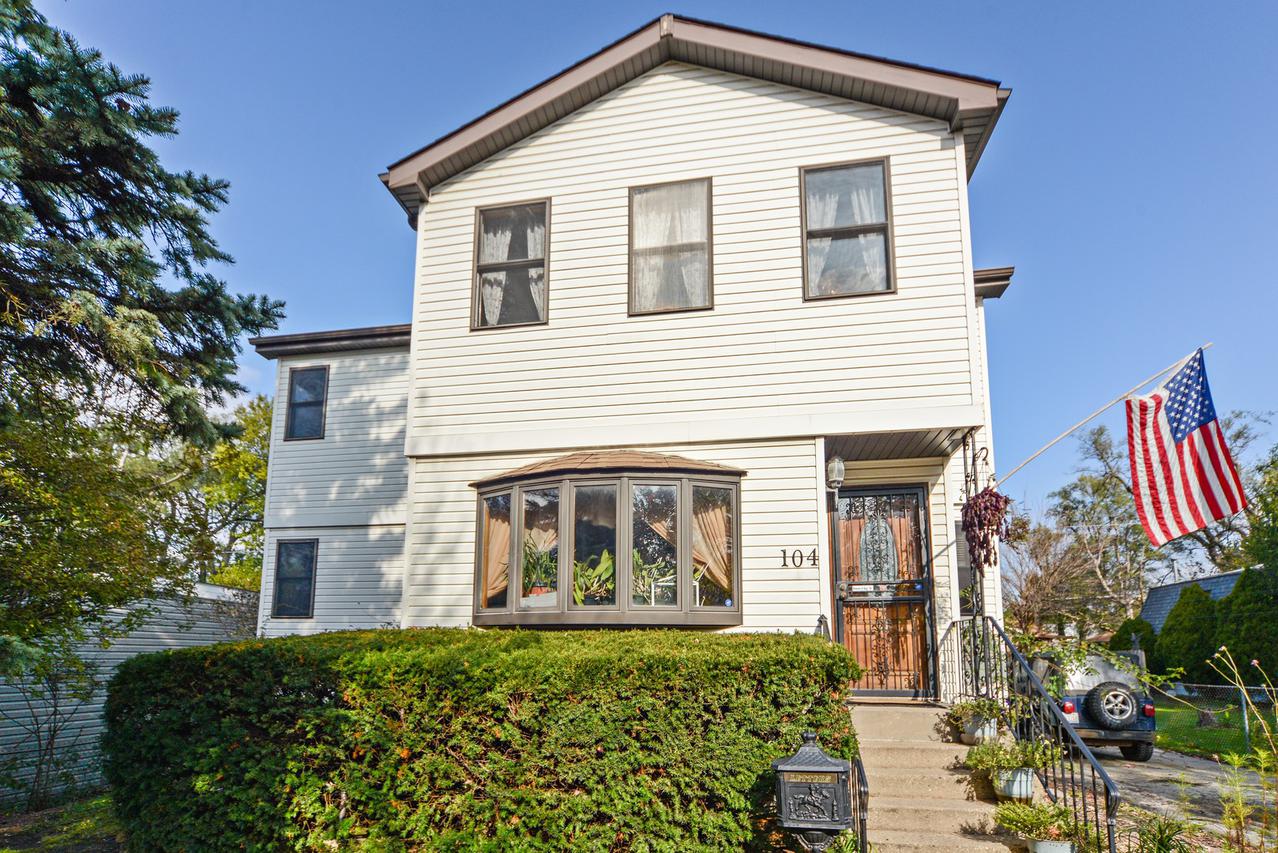 104 Bernice Ave., Northlake, IL 60164