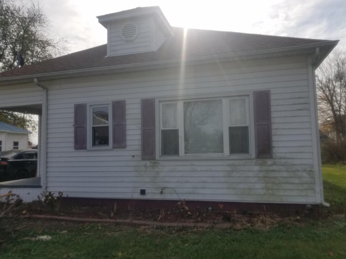 15524 College Ave., Georgetown, IL 61846