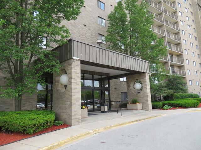 6340 Americana Dr. #107, Willowbrook, IL 60527