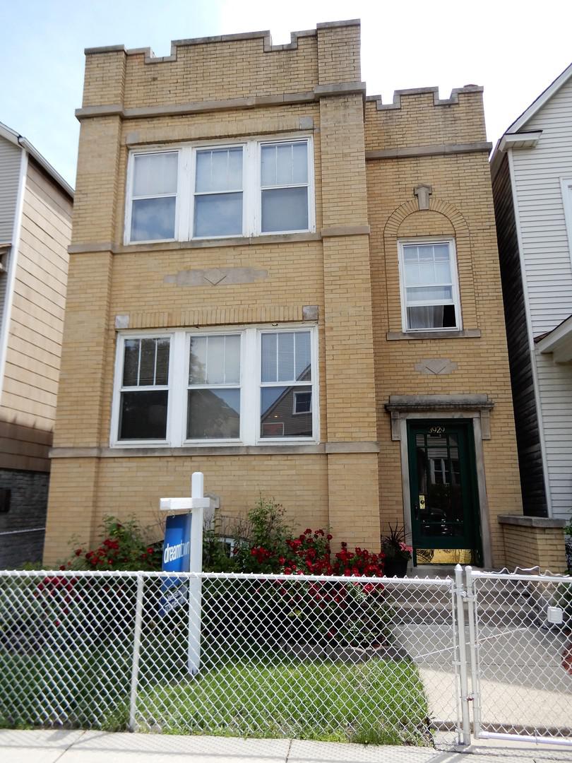 3929 N Whipple St., Chicago, IL 60618