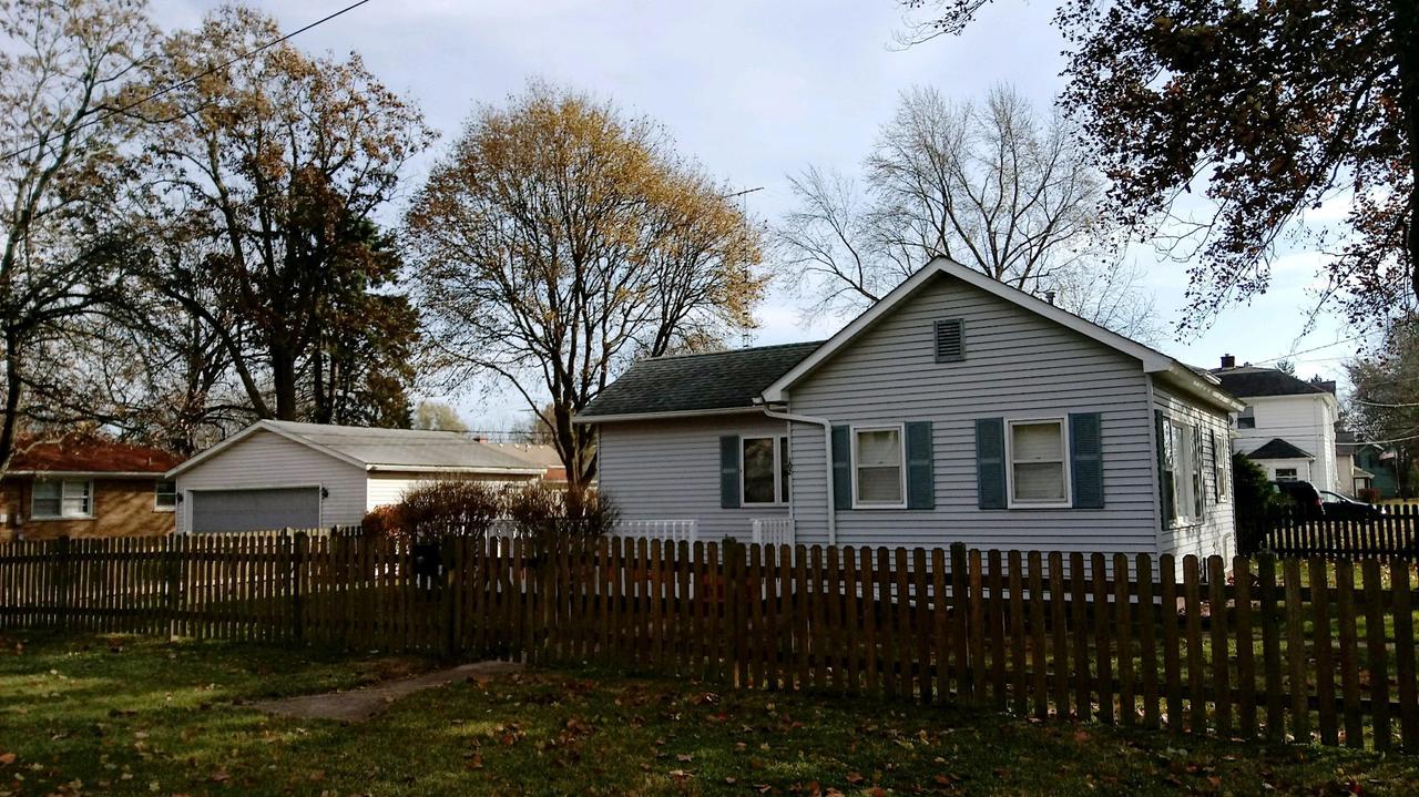 102 E Park St., Plano, IL 60545