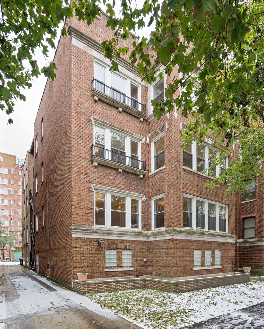 6939 S Oglesby Ave., Chicago, IL 60649