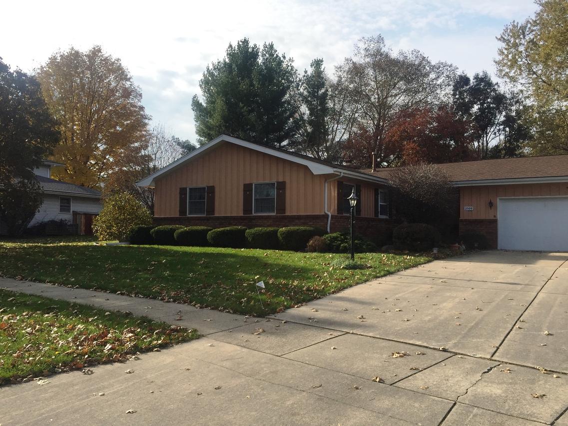 2509 Lyndhurst Dr., Champaign, IL 61820
