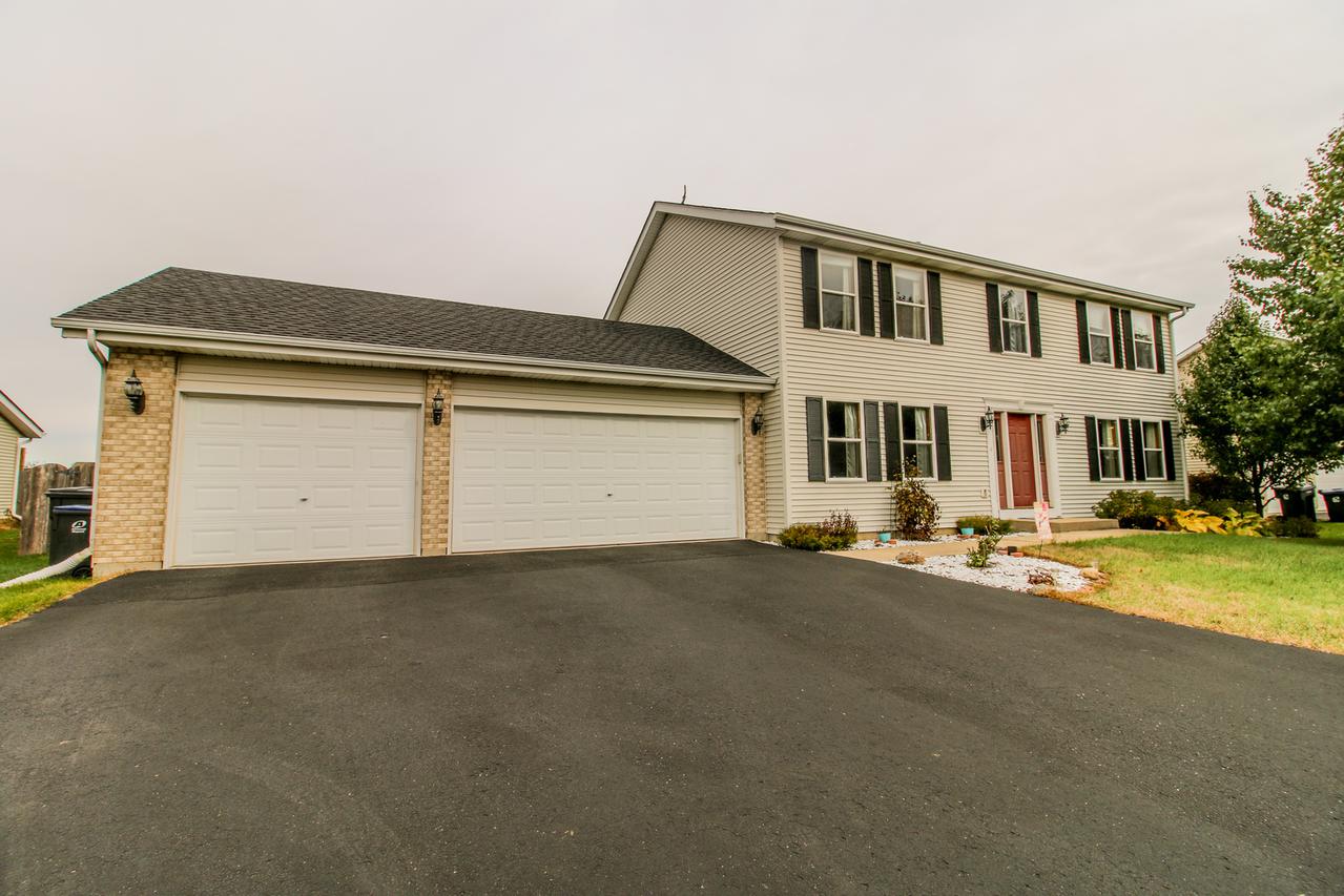 10975 Meadowsweet Ln., Roscoe, IL 61073