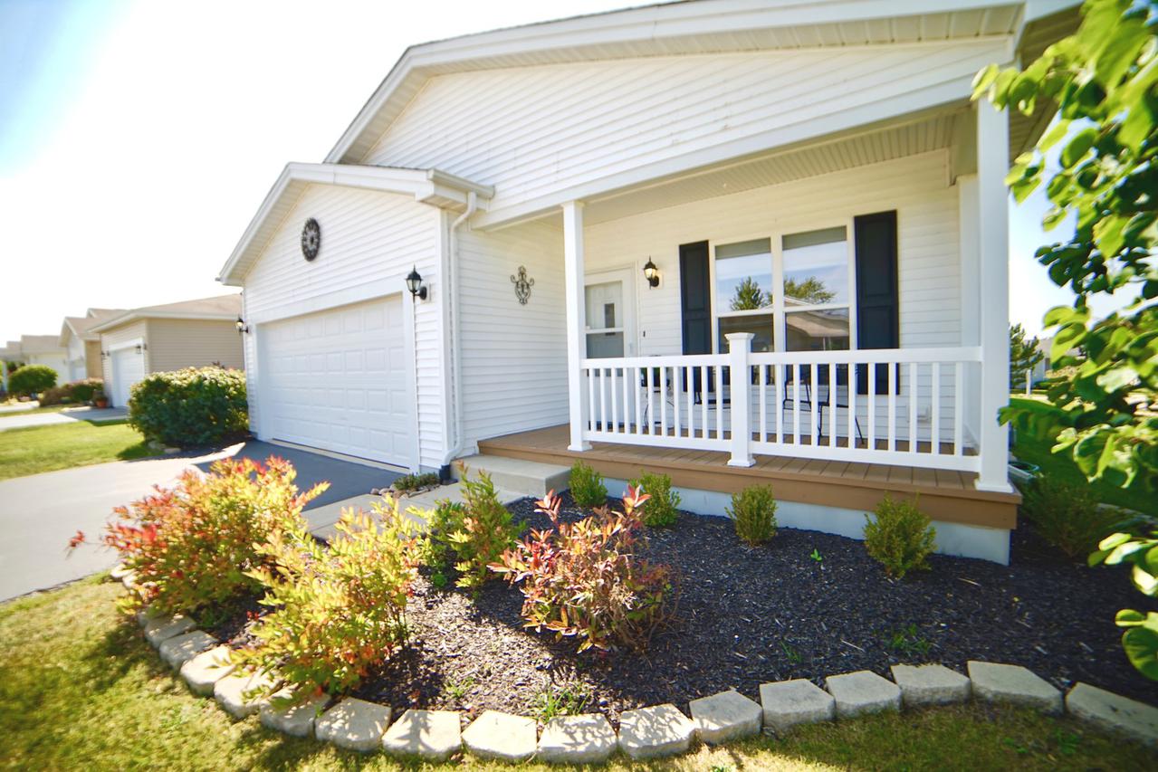 2802 Gateway Cir., Grayslake, IL 60030
