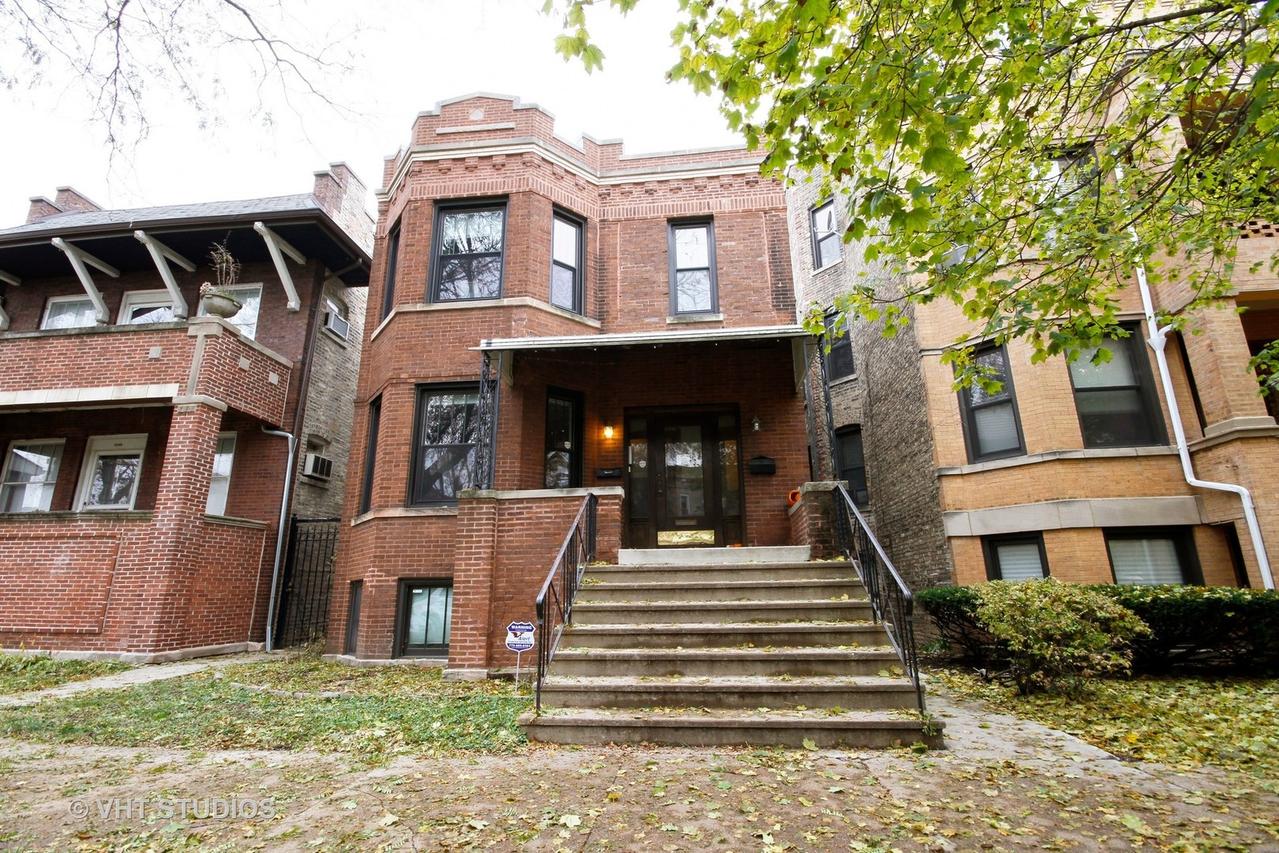 2626 N Mozart St., Chicago, IL 60647
