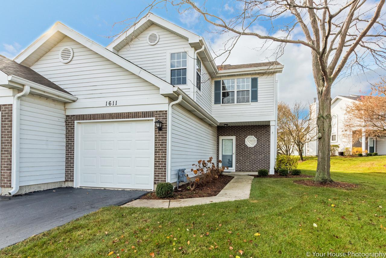 1611 Woodcrest Cir., Mundelein, IL 60060
