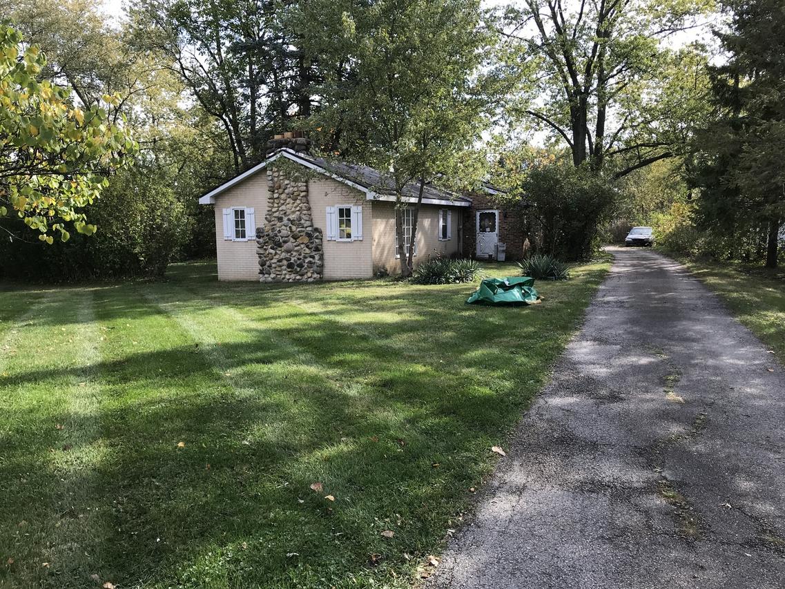 25W235 Plank Rd., Naperville, IL 60563
