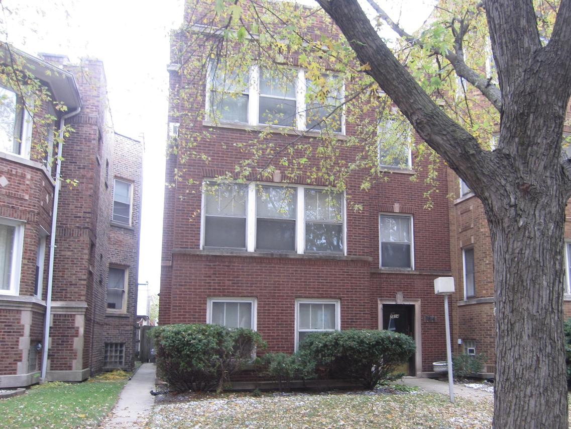7814 S Bennett Ave., Chicago, IL 60649