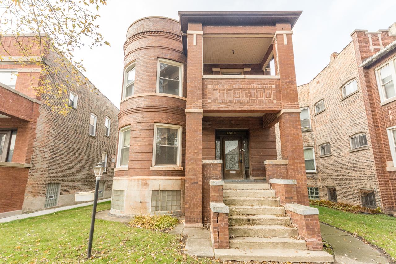 6834 S Dante Ave., Chicago, IL 60637