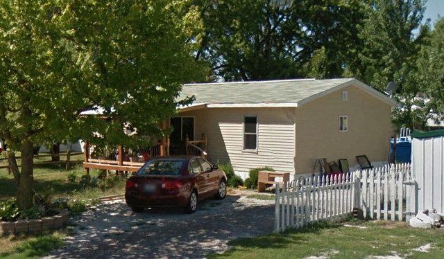 100 S 6th St., La Harpe, IL 61450