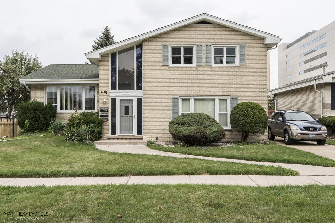 9413 S Kolmar Ave., Oak Lawn, IL 60453