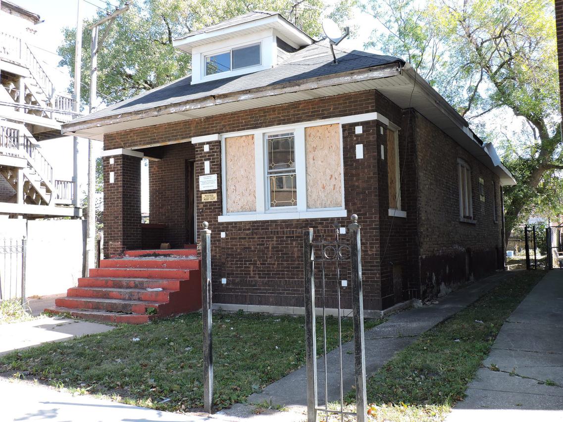 6315 S Maplewood Ave., Chicago, IL 60629